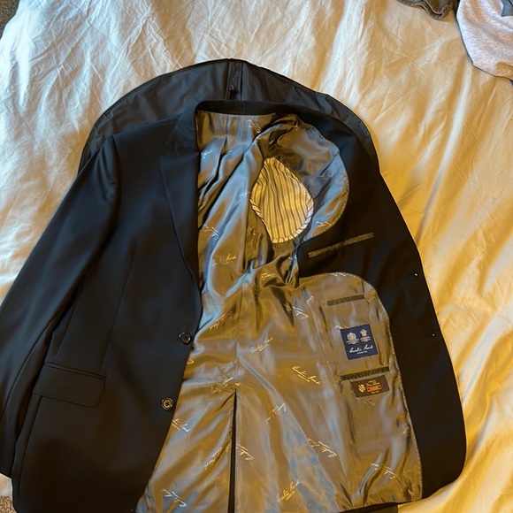 Austin Reed 2 piece suit from Moores, all black worn once - Picture 2 of 8